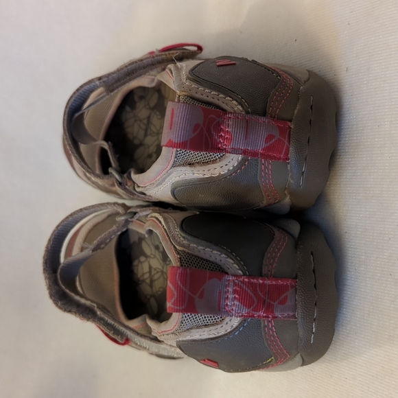 MERRELL Shoes - Picture 11 of 16